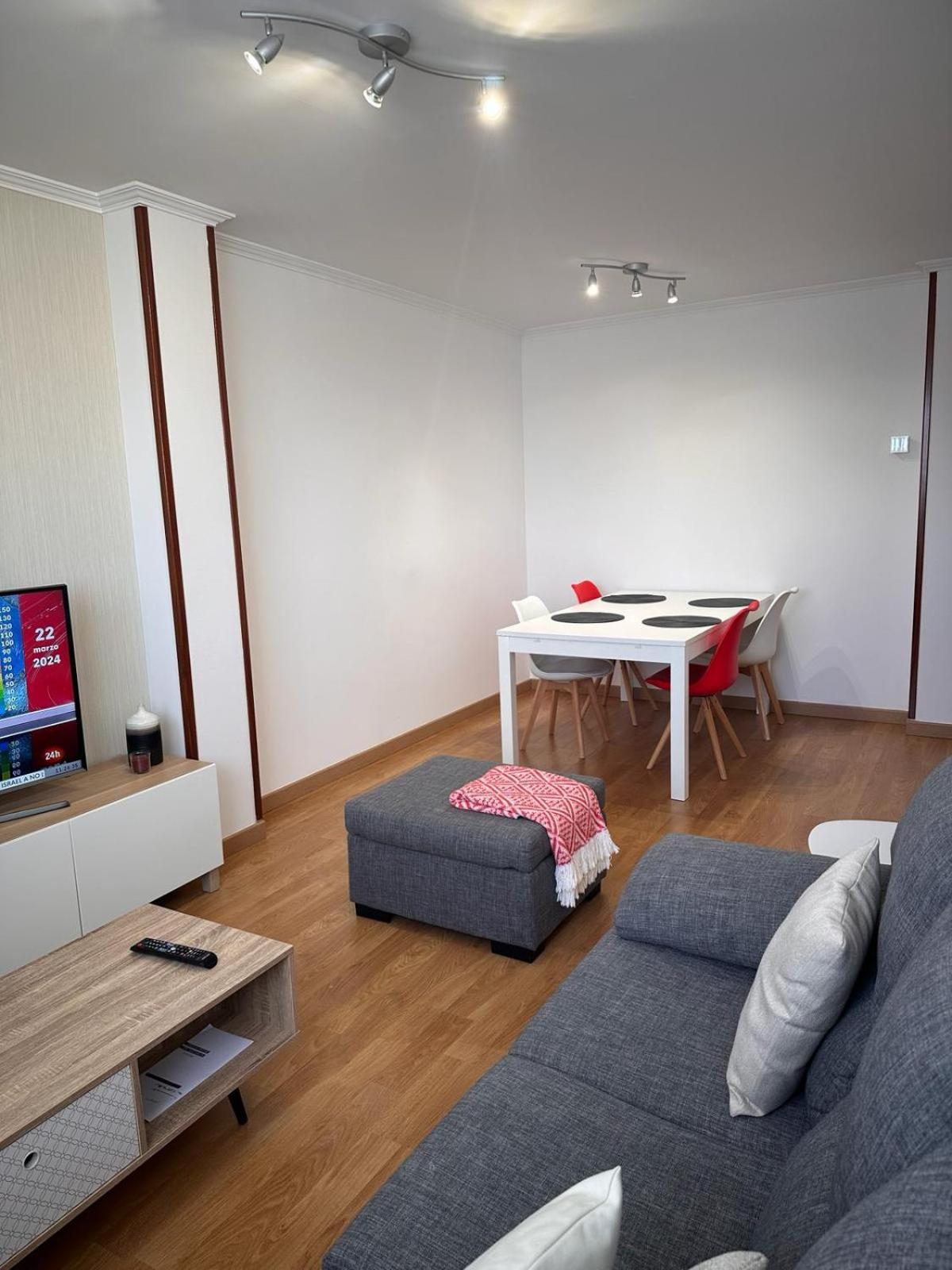 Piso Oroso No Camino Apartment Сигуейро Екстериор снимка